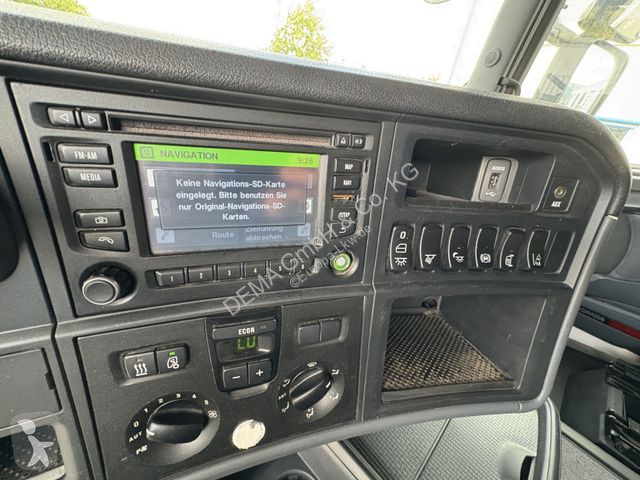 Traktor Scania...
