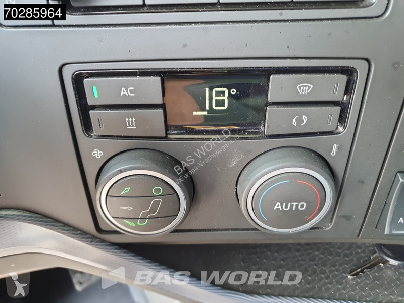 Traktor Volvo 420  4X2 Globetrotter Alcoa LED...