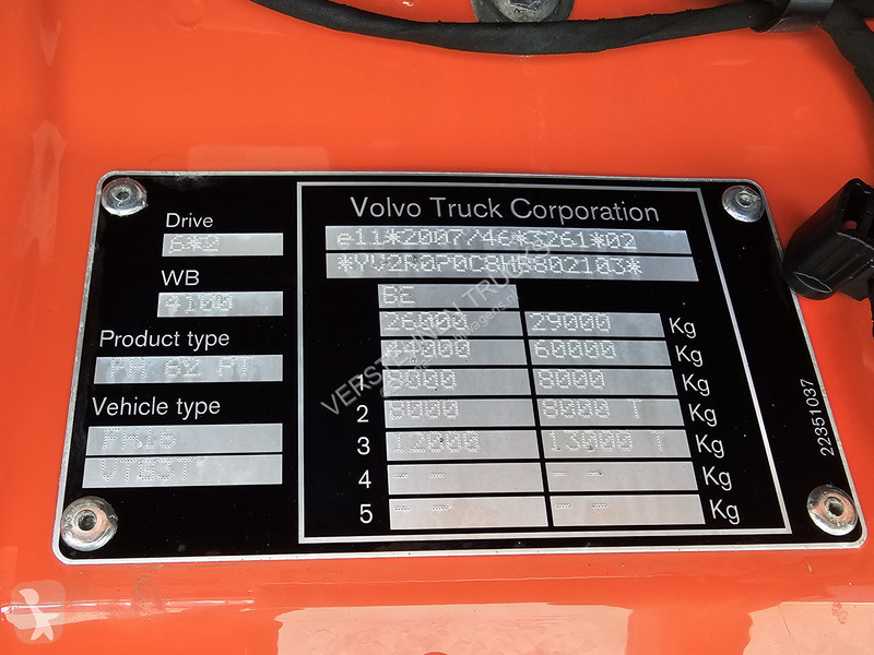 Traktor Volvo 16750 6x2-4 / LIFT - STEERING AXLE