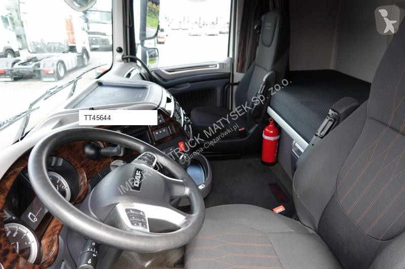 Tractor Volvo XF 480