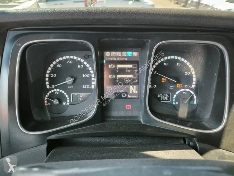Traktor Mercedes