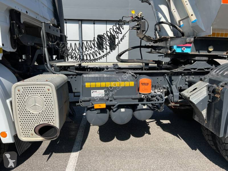 Traktor Mercedes
