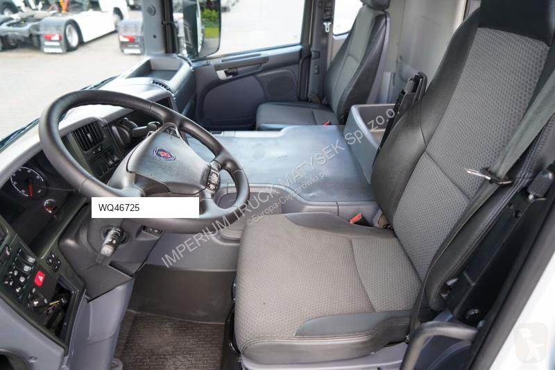 Tracteur Scania P 360 / DZIENNA KABINA