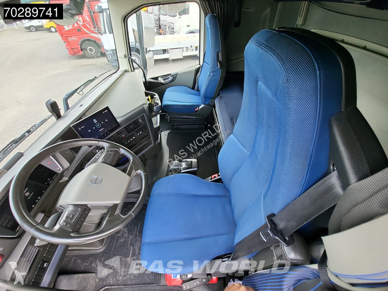 Traktor Volvo 500 4X2 XL VEB+ 2xTanks Navi LED...