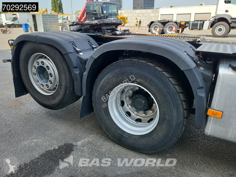 Traktor Volvo 440 6X2 EFFER 250/4S Crane...