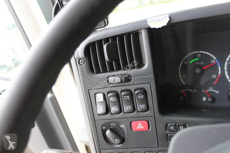 Trekker Scania R620-V8 * RETARDER * HYDRAUIC *...