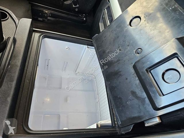 Trattore Stradale Iveco 460 CNG, 2 Kreis-Hydr.,...