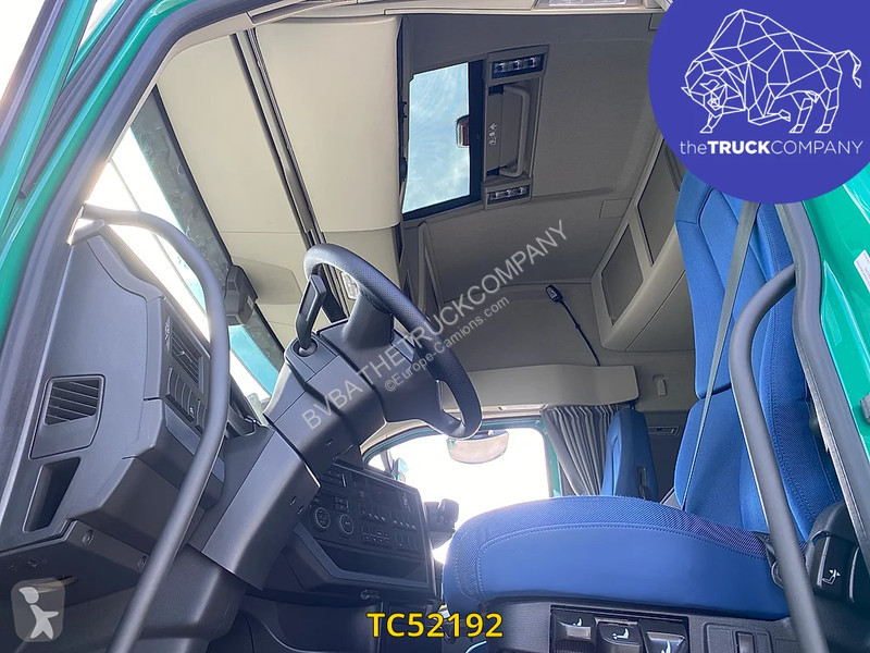 Traktor Volvo 500