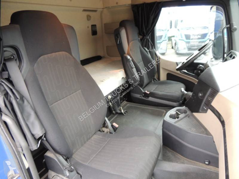 Traktor Mercedes