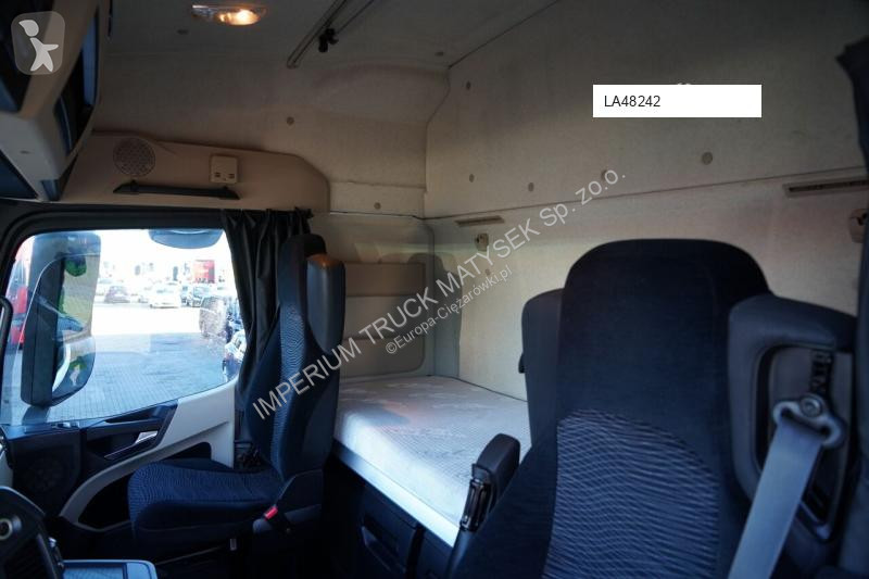 جرار Mercedes ACTROS 1842