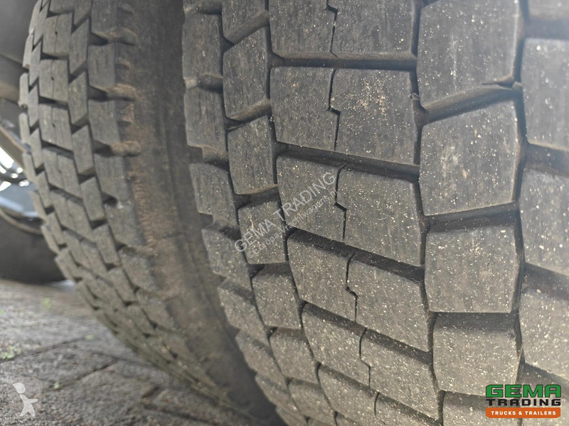 جرار Volvo 460 4x2 Globetrotter Euro6E - Double...