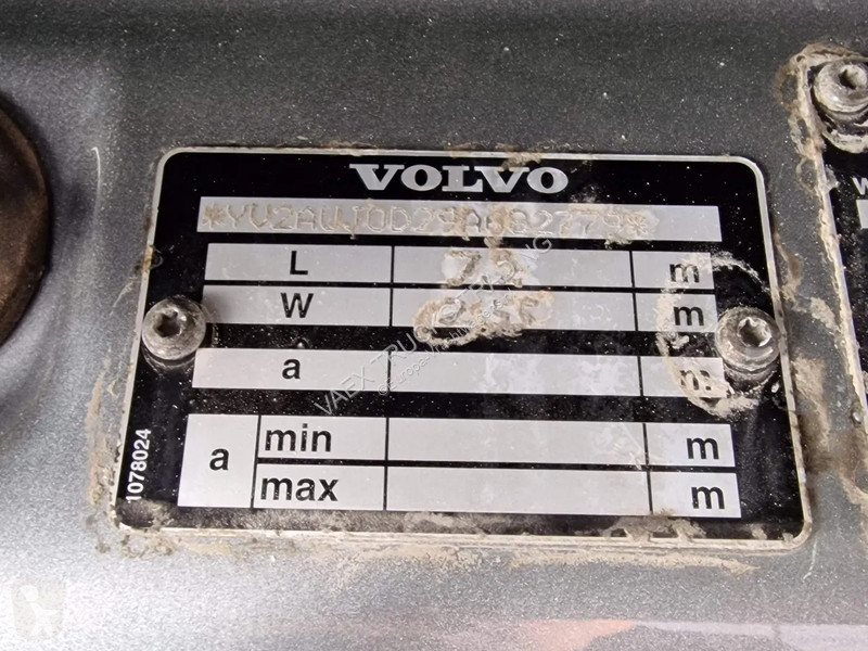 Trattore Stradale Volvo 16660 Globetrotter 6x4...