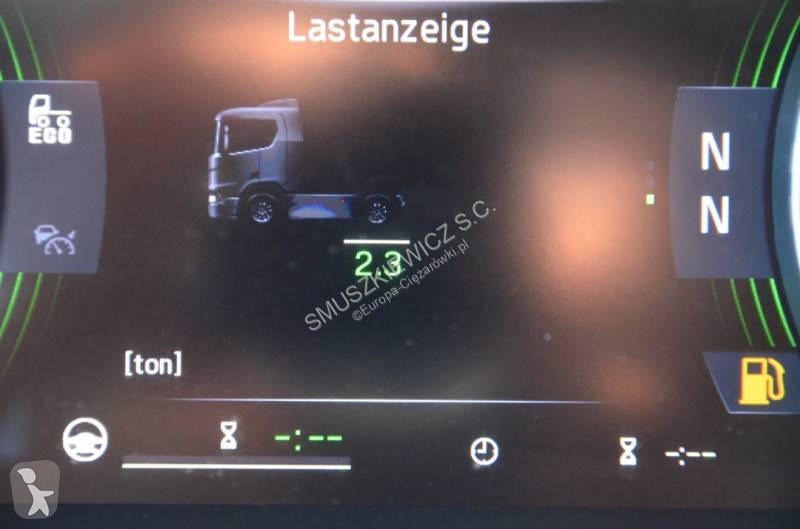 Влекач Scania