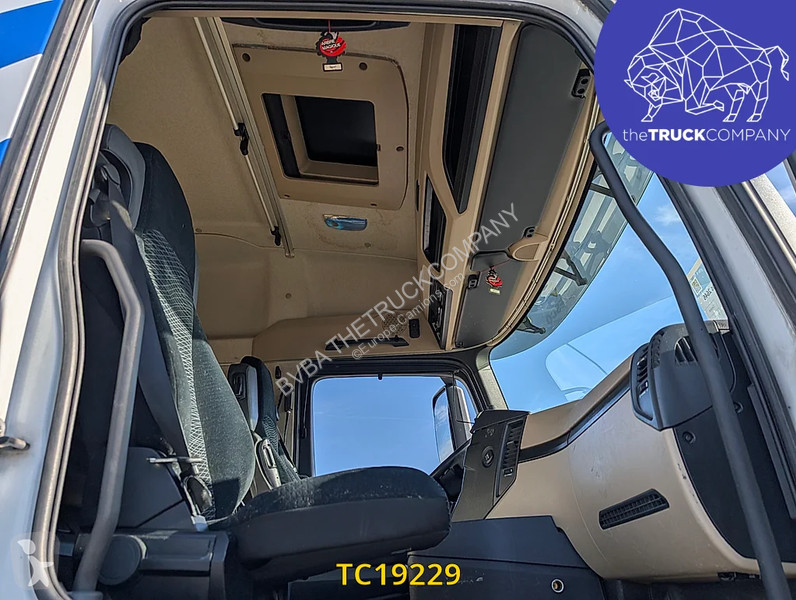 جرار Mercedes 2646