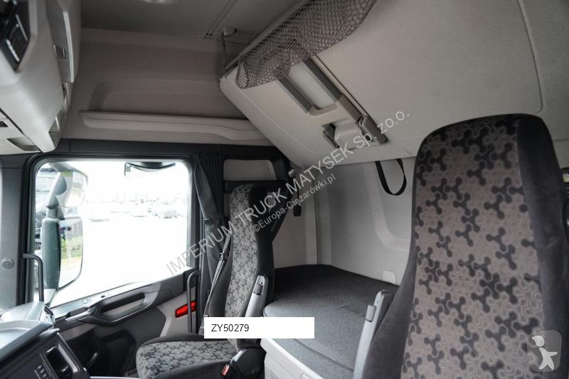 Влекач Scania S 500