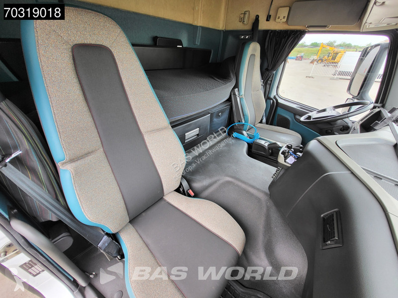 جرار Volvo FM 370 FM 4X2 -Truck APK 04-2027