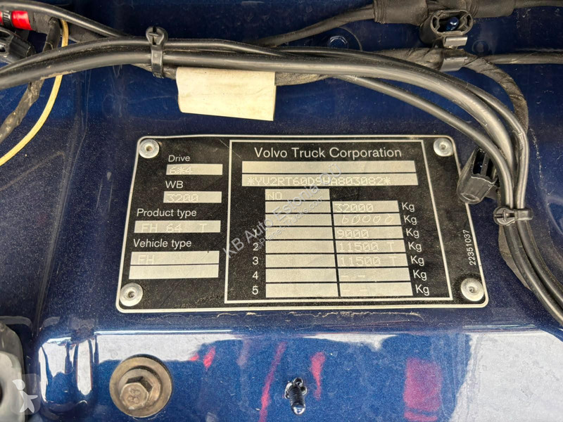 Traktor Volvo 6x4 GLOBE XL / RETARDER /...