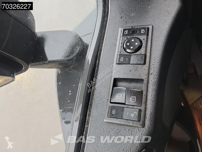 جرار Mercedes 1842 4X2 StreamSpace Mega