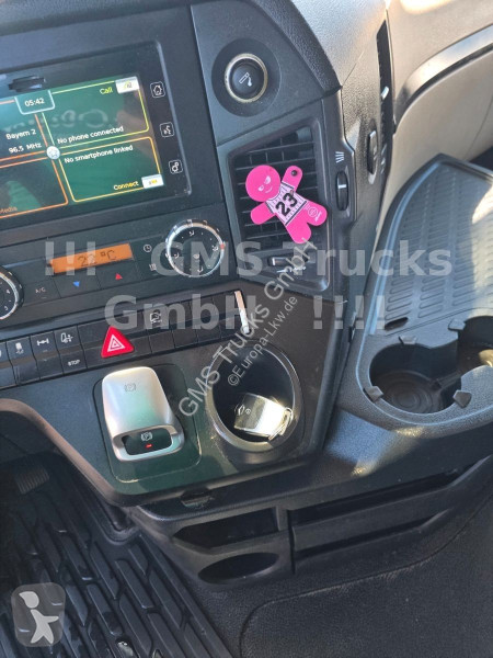 Tracteur Mercedes 1851 / Big Space / Standklima...