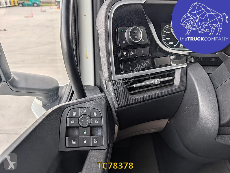جرار DAF XG
