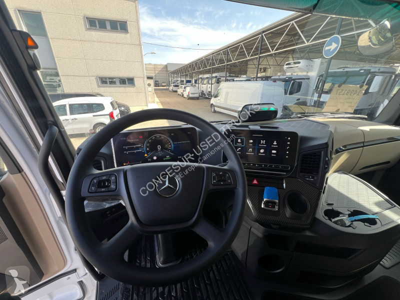 جرار Mercedes  1863 LS