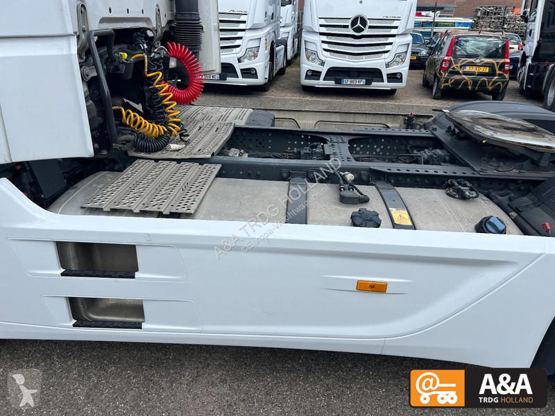 Cabeza tractora Mercedes ACTROS 1845