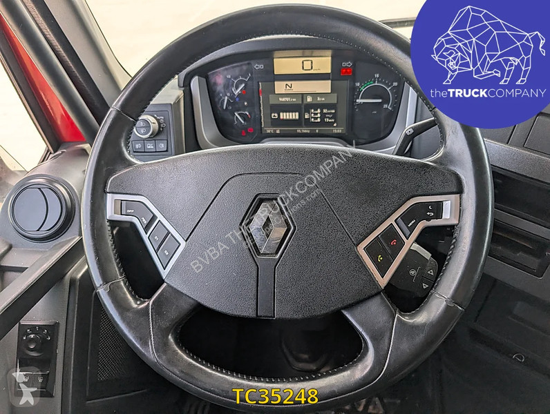 جرار Renault T 480