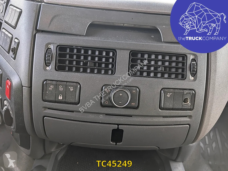 Тягач DAF 480