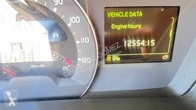 جرار Volvo