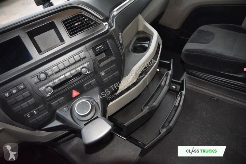 جرار MAN TGX GX Adaptive Cruise Control