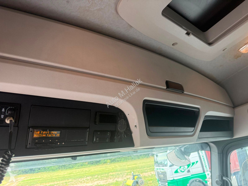 جرار Mercedes 2051 HAD 4x4 Retarder / NEW ENGINE