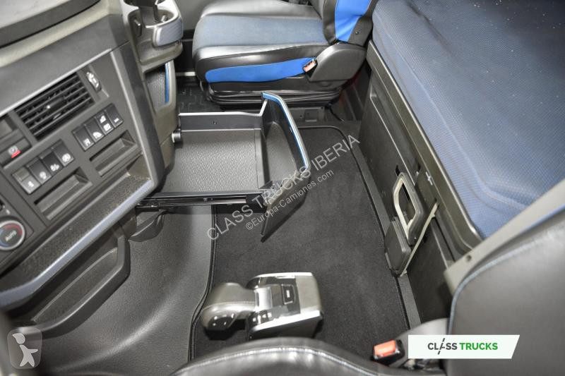 جرار Volvo FH 460 Globetrotter XL i-Save