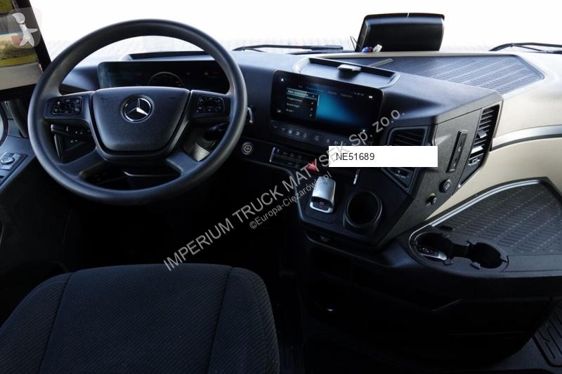 Влекач Mercedes ACTROS 1845