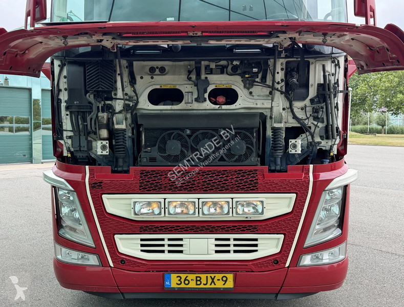 جرار Volvo 13500 I-PARK COOL FULL ADR (ALL...