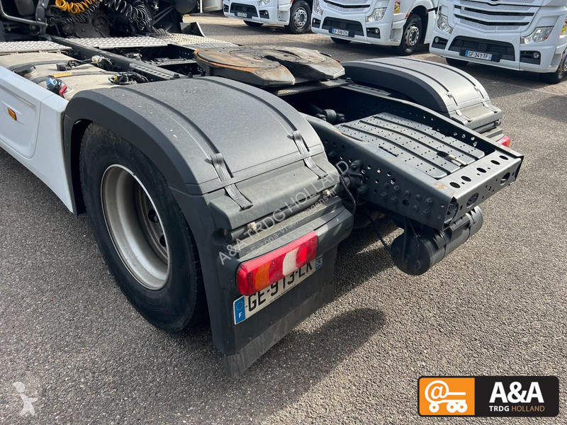 جرار Mercedes ACTROS 1845