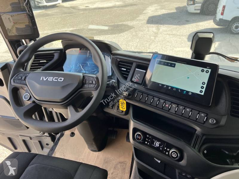 جرار Iveco