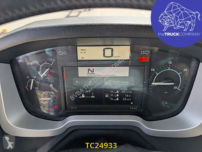 جرار Renault T 460