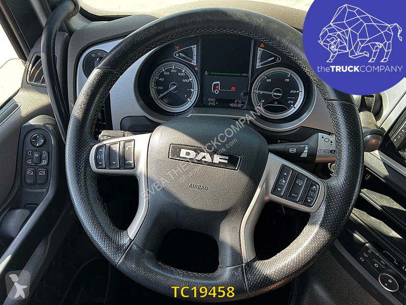 جرار DAF 530