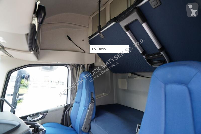 Влекач Volvo FH 500