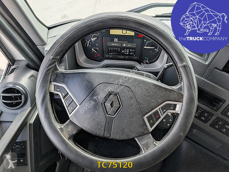 جرار Renault T 480