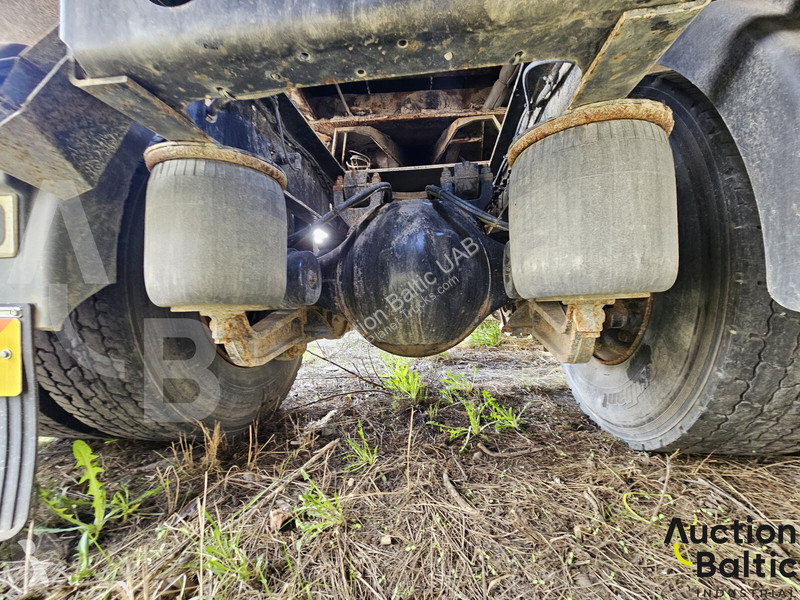 Cap tractor MAN 18.460
