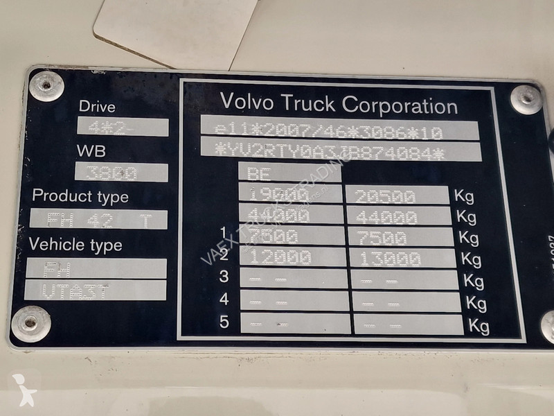 Traktor Volvo 13460 Globetrotter 4x2 - Full...