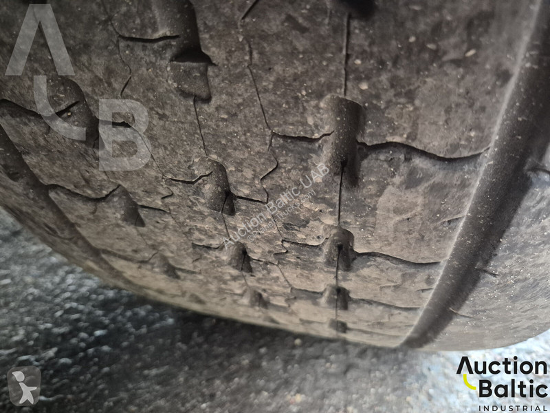 Cabeza tractora Renault THIGH440