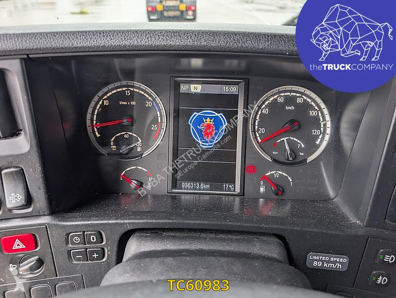 Tracteur Scania 490