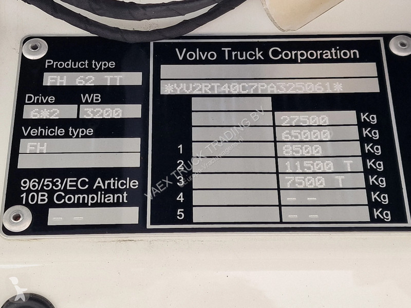 Trekker Volvo 13500 Globetrotter XL 6x2 -...