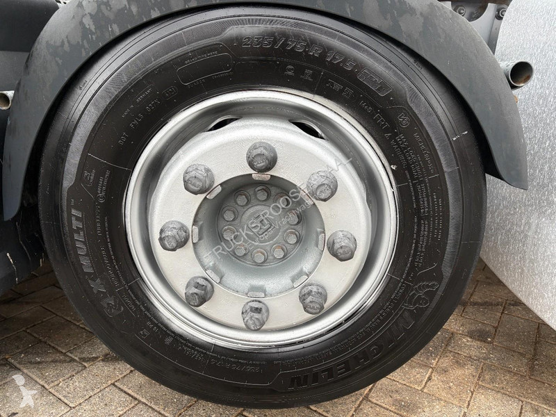 Cabeza tractora DAF 106460 + LEADING AXLE + 6X2...