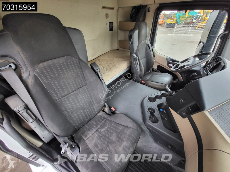Cabeza tractora Mercedes 1843 4X2 ClassicSpace...