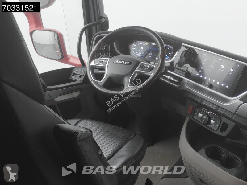Cabeza tractora DAF + 530 + 4X2 Special!...