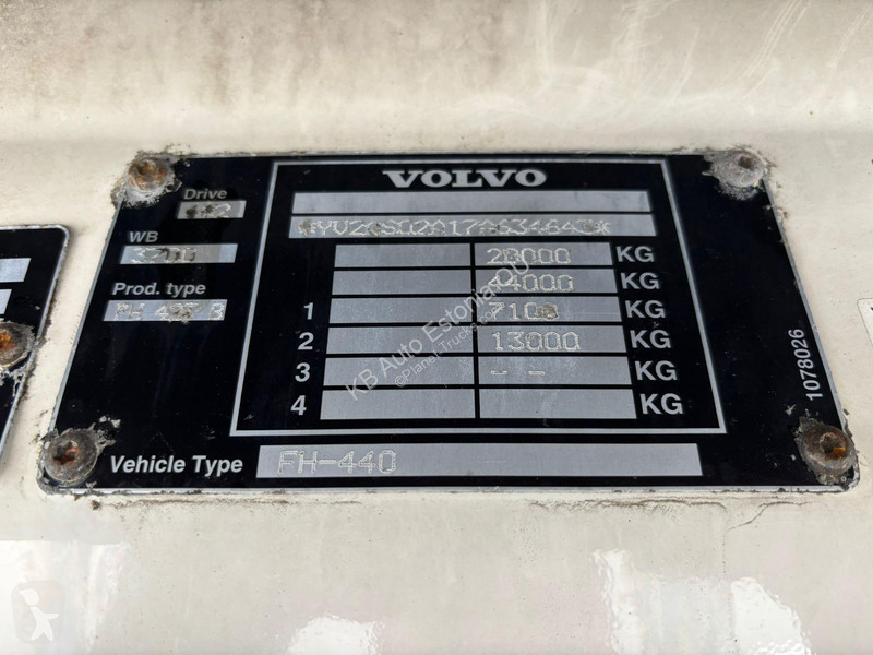 Cabeza tractora Volvo 440 4x2 ADR