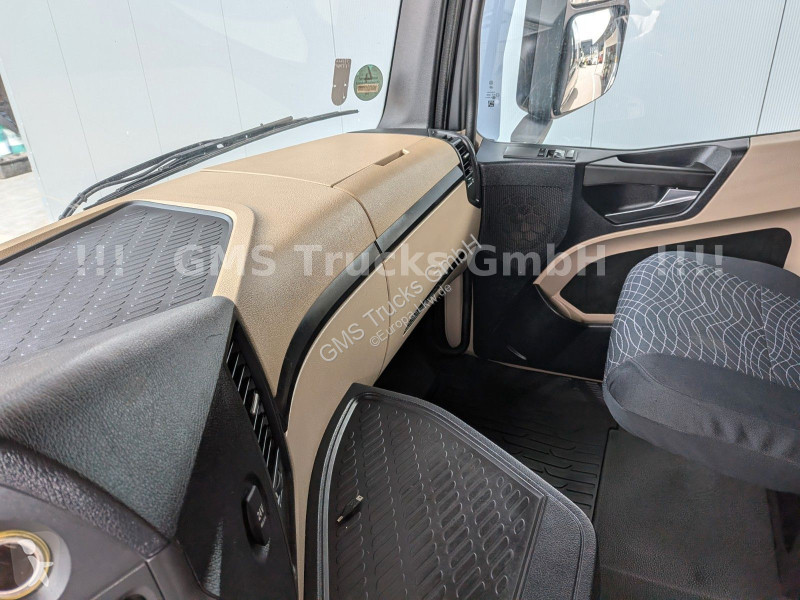 Cabeza tractora Mercedes 1848 / Mega / Ret /...